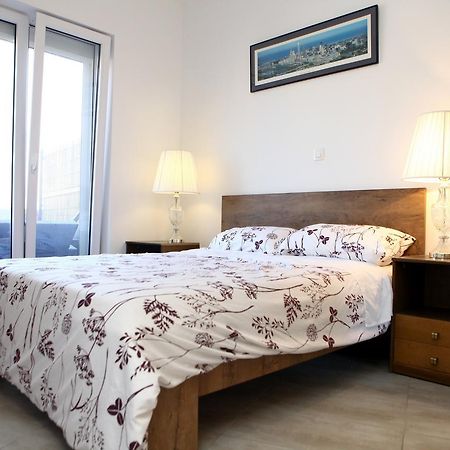 Charming San Simon Beach Apartment Jn Изола Екстериор снимка